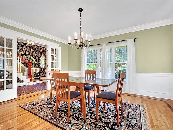4th image of 10 Rockmeadow Rd