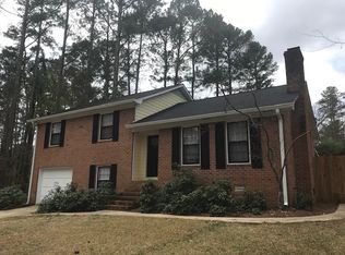 135 Woodberry Ct, Athens, GA 30605