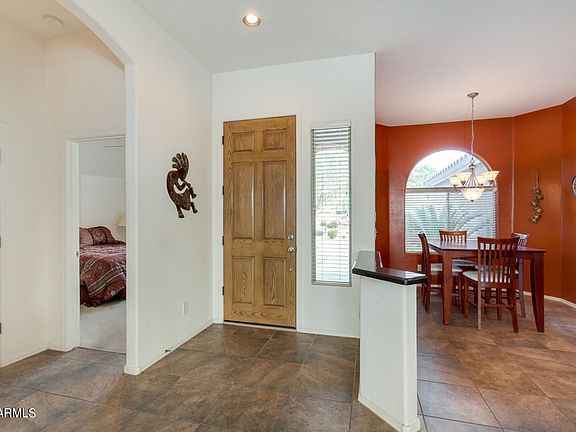 3rd image of 9649 E Greenway St