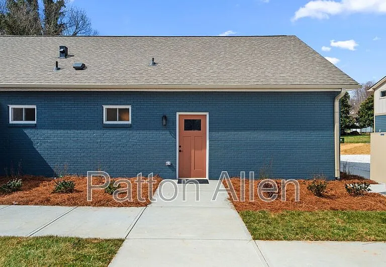 44 Catawba Valley Ct #1 — Photo 2