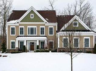 251 Strawberry Cir, Cranberry Township, PA 16066