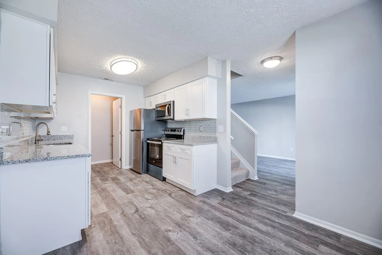 Wexford Lakes Apartments and Townhomes — Photo 3