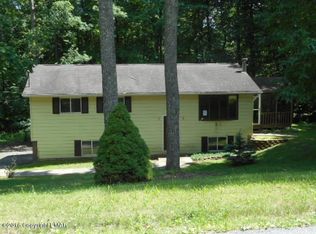 205 Hemlock Rd, Tannersville, PA 18372