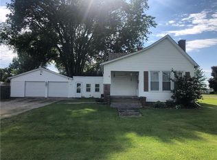 201 S La Rochelle St, Assumption, IL 62510