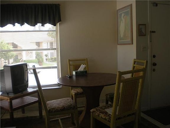 2nd image of 5840 Sugar Palm Ct APT C