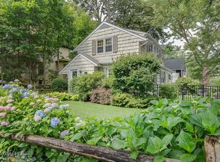 12 Lincoln Pl, Port Washington, NY 11050