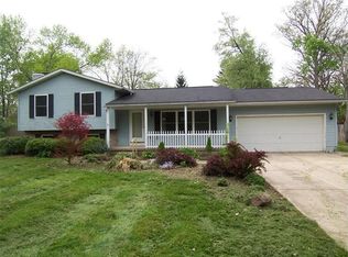 1329 Hickory Dr, Dayton, OH 45434