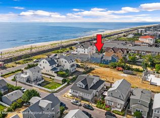 244 Ocean Ave APT 2, Rumson, NJ 07760