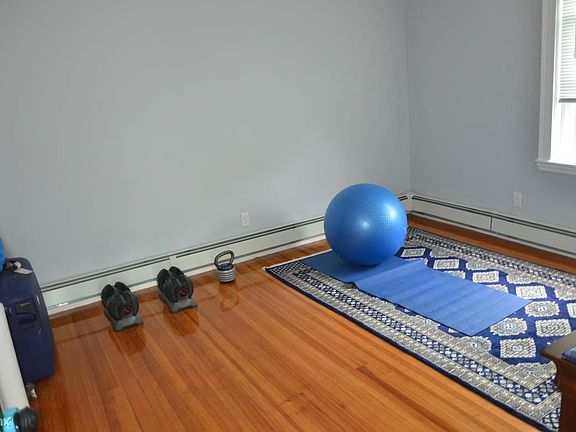 Yoga Bedroom 2