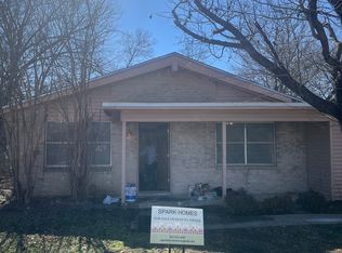 2412 Roberts Cir, Arlington, TX 76010