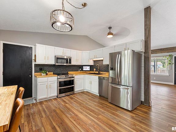 4th image of 3319 2nd Street Ct