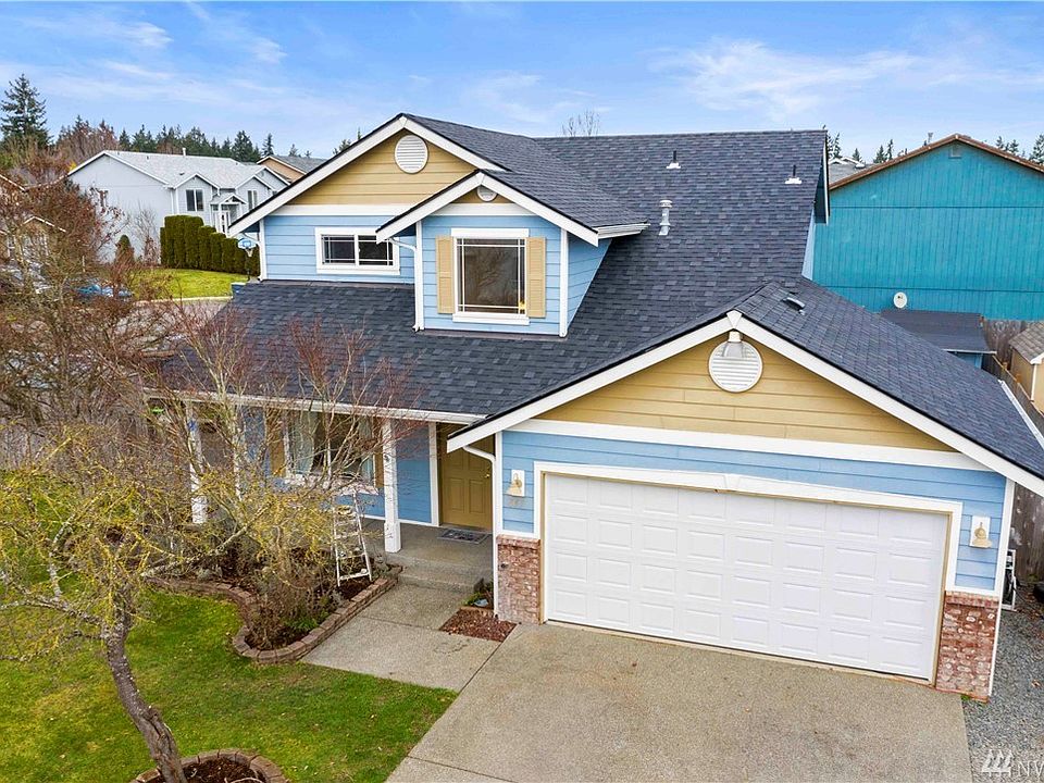 8411 Your new address?  This home has been loved on by the very first owner and the pride of ownership shows. Brand new roof for the next owner!   