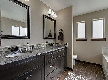 2556 W Sorbonne Dr — Photo 7