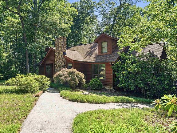 2nd image of 310 Hammett Rd