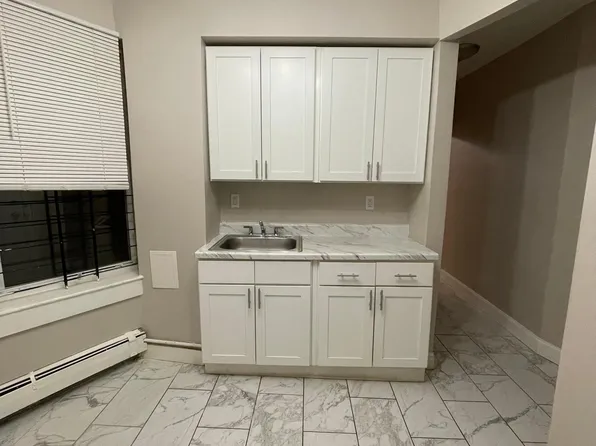 171 Delaware Avenue image 2 of 6