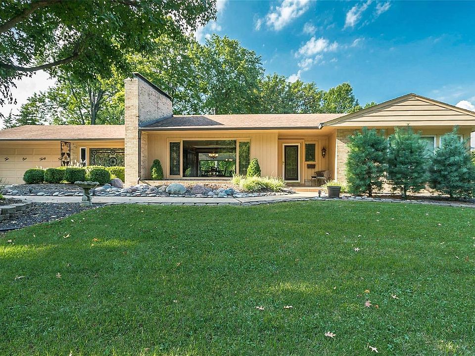 1st image of 10134 Elise Dr