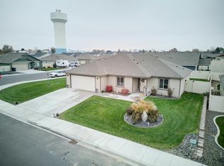 1140 Annajean Ave, Benton City, WA