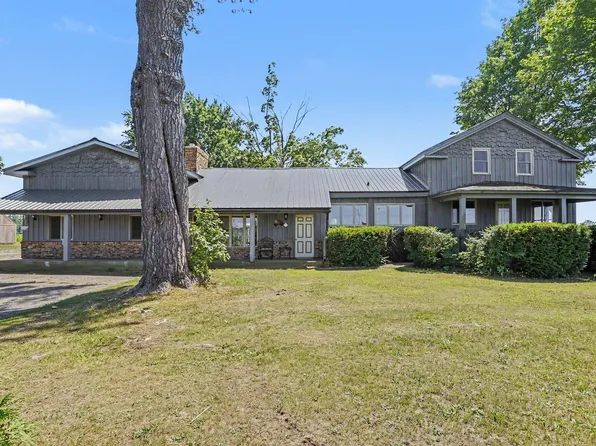 59379 Territorial Rd, Decatur, MI 49045