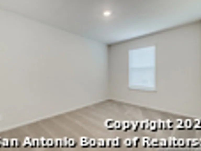 9558 Ranch Loop — Photo 6