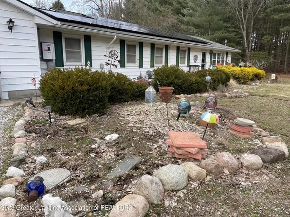 10300 W Bath Rd, Laingsburg, MI 48848