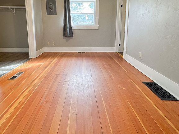 5th image of 840 Illinois St #1/2