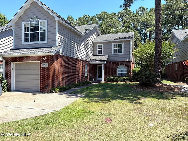 2708 Townes Dr — Photo 2