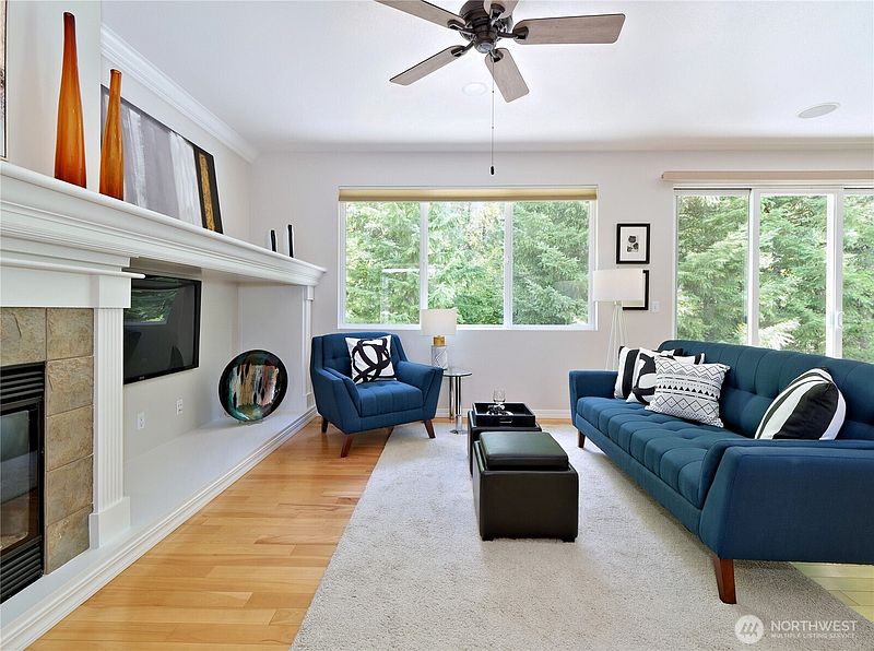 2nd image of 11706 239th Avenue NE