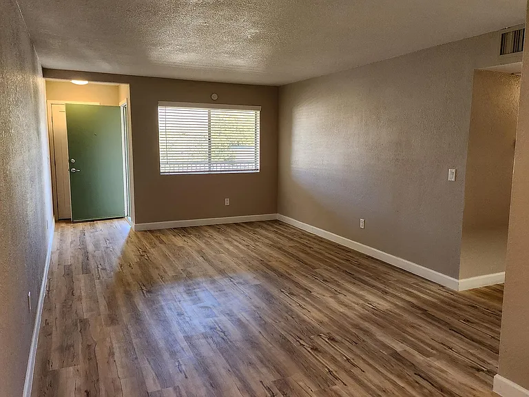 2x1.5_Living_Room_Sand_Pebble