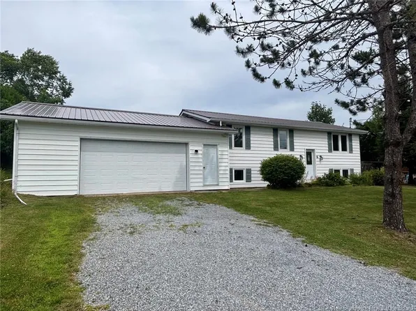 18 Prince William St, Saint George, NB E5C 3L8
