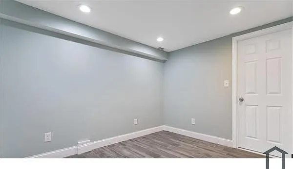 4045 Saint Monica Dr — Photo 15