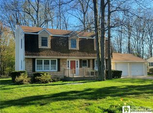 18 Crandall Ave, Silver Creek, NY 14136