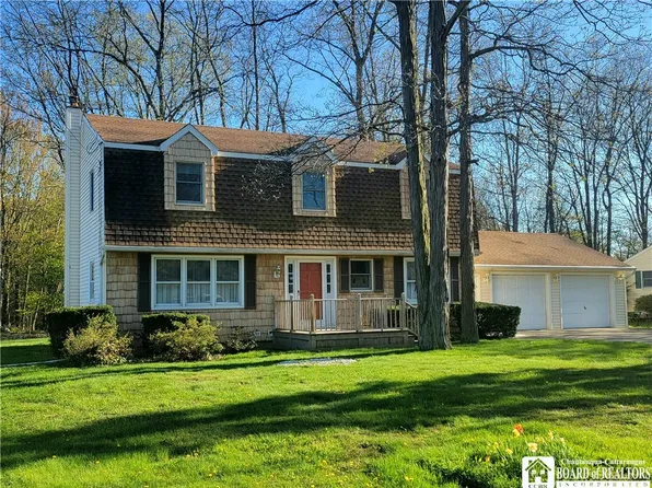 18 Crandall Ave, Silver Creek, NY 14136