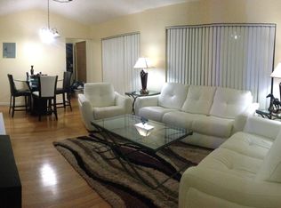 1611 NW 98th Way, Pembroke Pines, FL 33024