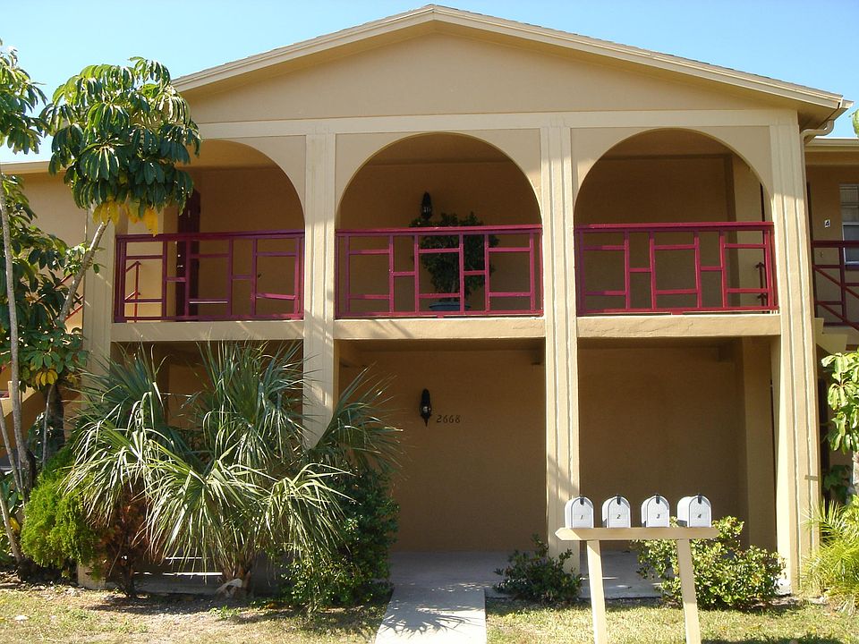1st image of 2668 Saint Josephs Dr E