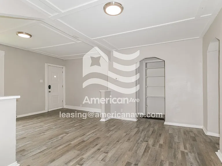 441097_005_dining_room_13666245.jpg