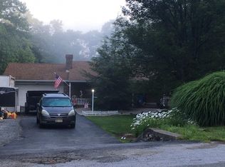 21 Chandoga Dr, Newton, NJ 07860