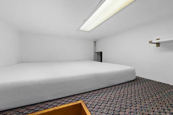 Rented by REAL New York | media 7