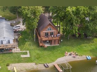 435 Ln 148 Hamilton Lk, Hamilton, IN 46742