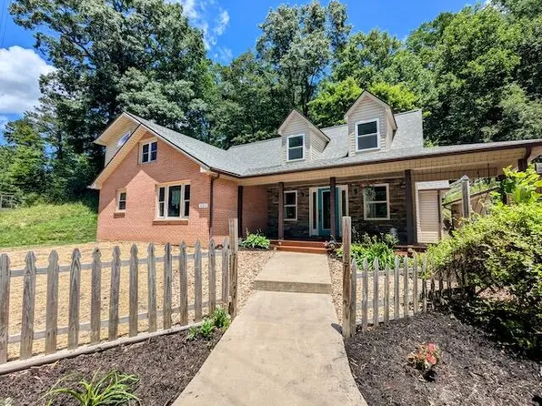 221 Camp Creek Rd NW, Riner, VA 24149