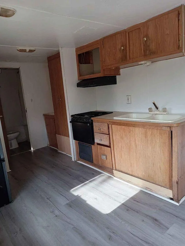 1 bed, 10 sqft, $475 — Photo 2
