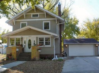 211 2nd Ave SW, Pocahontas, IA 50574