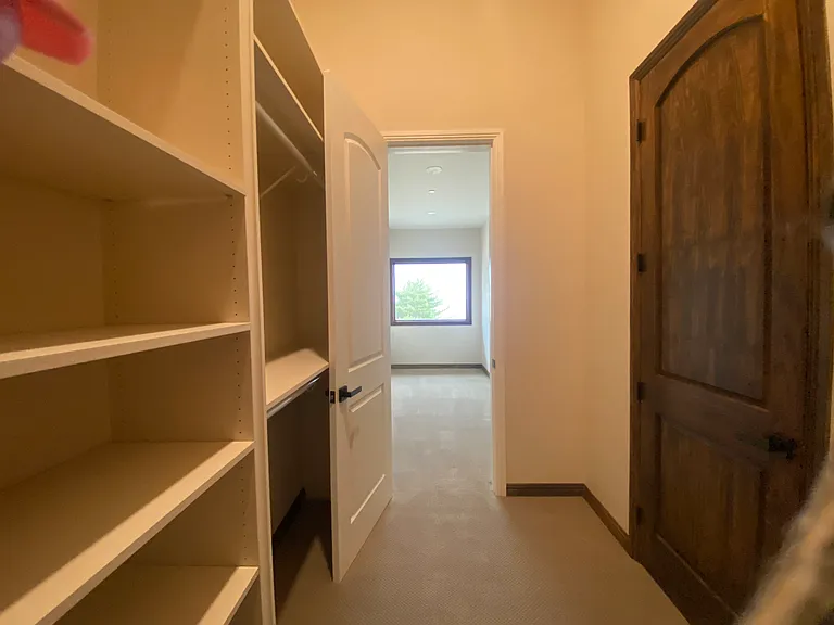 703 W Lee Blvd — Photo 25