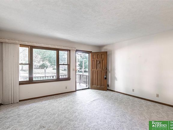 5th image of 7051 Western Ave