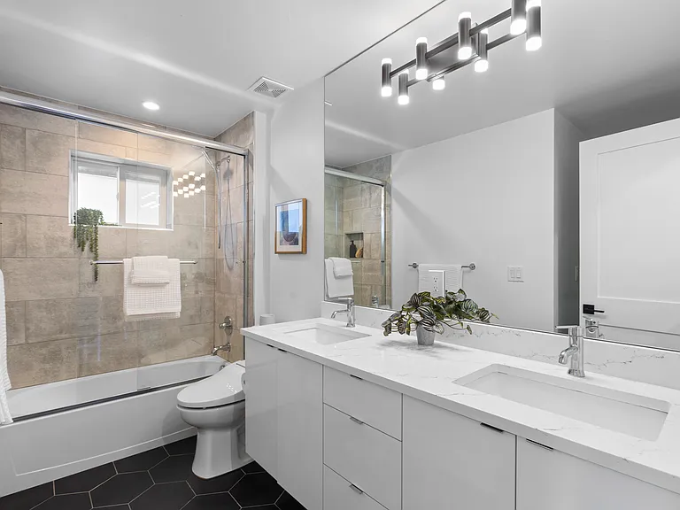 3224 W 16th Ave — Photo 21