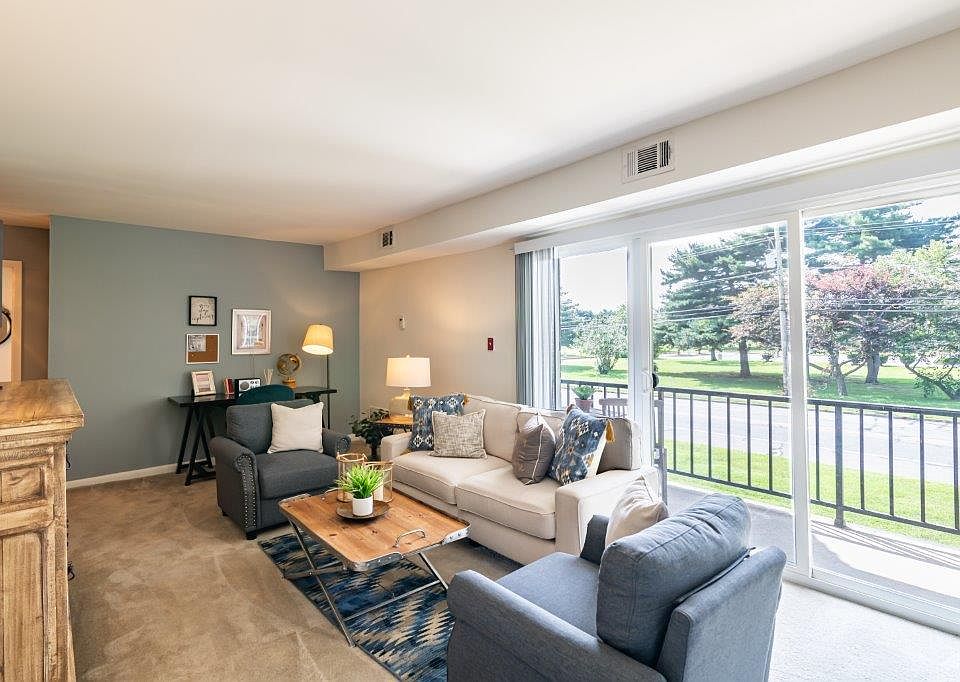 Country Village Apartment Homes 480 Country Dr Dover DE Zillow