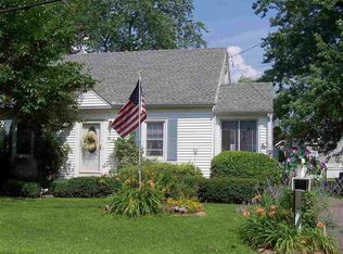 11 Thatcher St, Selkirk, NY 12158