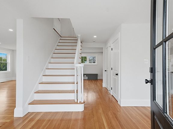 2nd image of 105 Stafford Rd