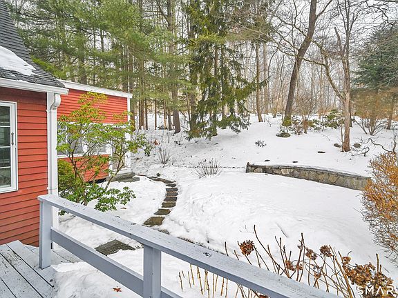 4th image of 743 Green Hill Road