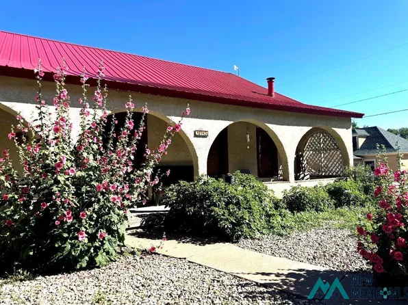 2015 N Gonzales St, Las Vegas, NM 87701