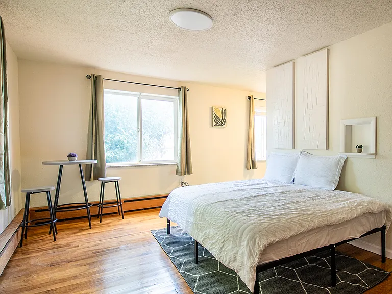 2480 W Caithness Pl #5 — Photo 2